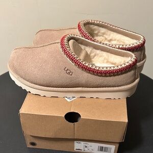 UGG Tasman